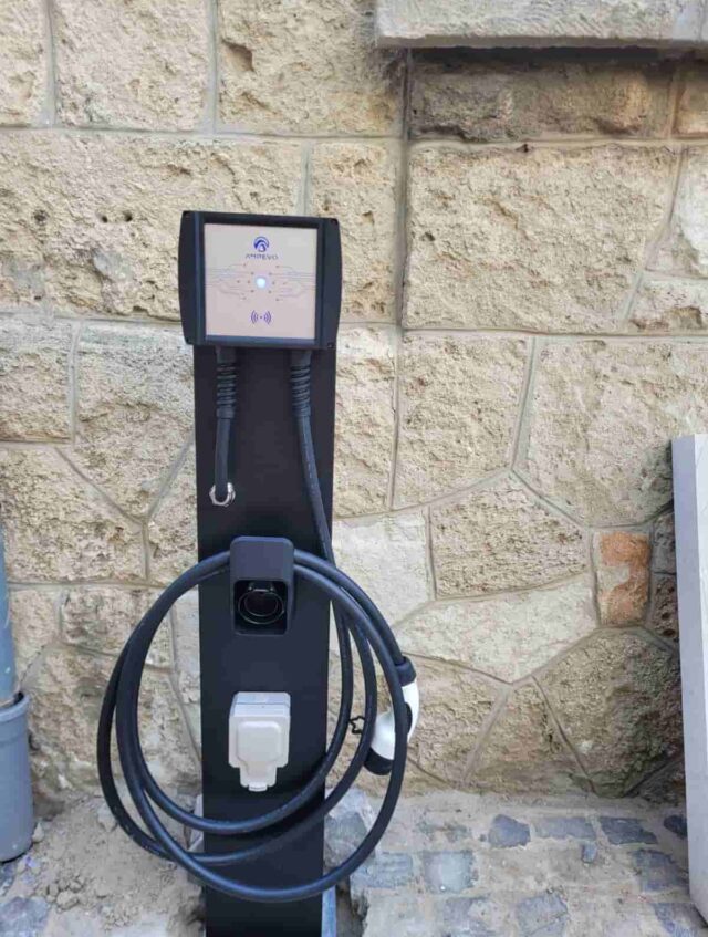 statie incarcare electrica 2