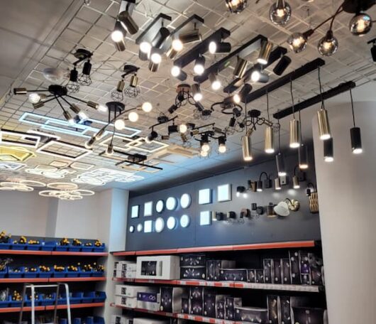 instalatie-electrica-showroom-trady2000-bragadiru-17